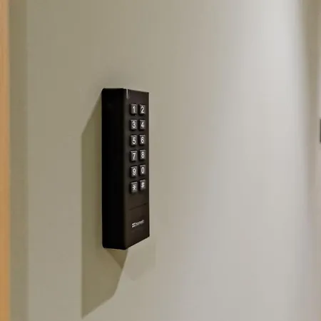 Lovely Fully Equipped Near Subway N3 Apartment Lissabon