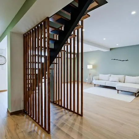 Lovely Fully Equipped Near Subway N3 * Лісабон